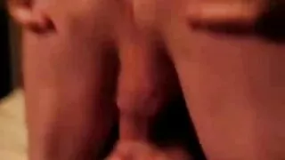 Une brune provocante se fait film xxxx tukif caresser la chatte en levrette