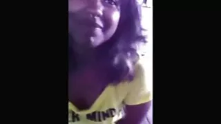 Une brune tatouée amateur bouclée se réchauffe avec un jouet avant de chevaucher porno gratuit en ligne une bite