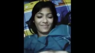 des milfs habiles aux gros seins chevauchent une grosse bite dure x pornographique avec gourmandise