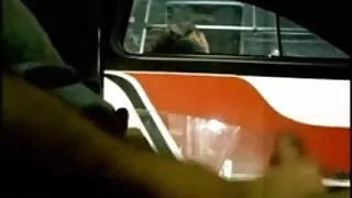 Un homme brutal baise une salope blonde aux gros seins dans un style mish avec plaisir porno gros sien