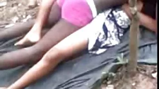 Un détective espionne une nympho blonde infidèle qui film x hd se fait baiser dans un motel