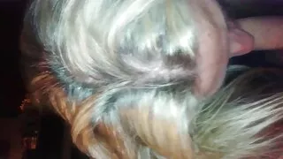La blonde film x pornovore coquine Lexi Belle se fait brutalement baiser par derrière